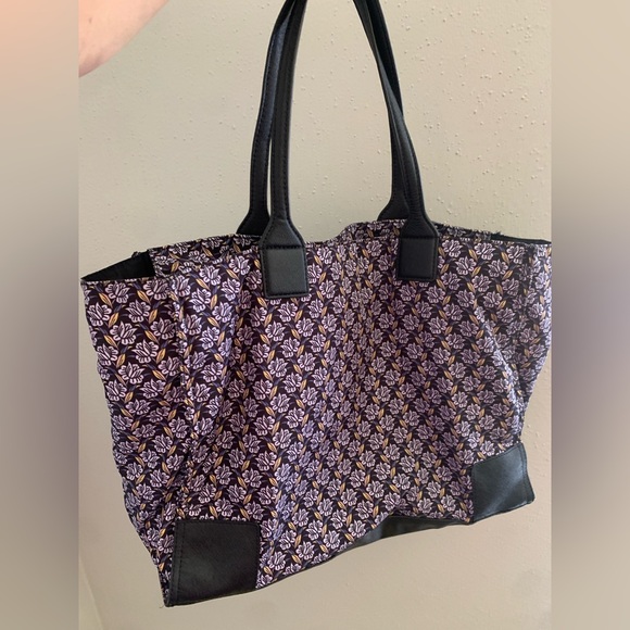 TORY BURCH NYLON TOTE (EUC) - Picture 8 of 8